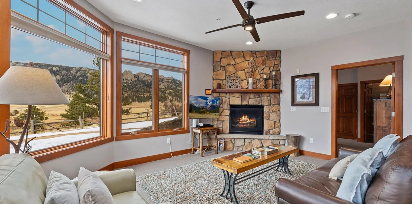 Black Canyon Inn